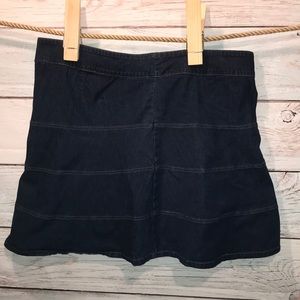 18 Old Navy stretch denim skirt.